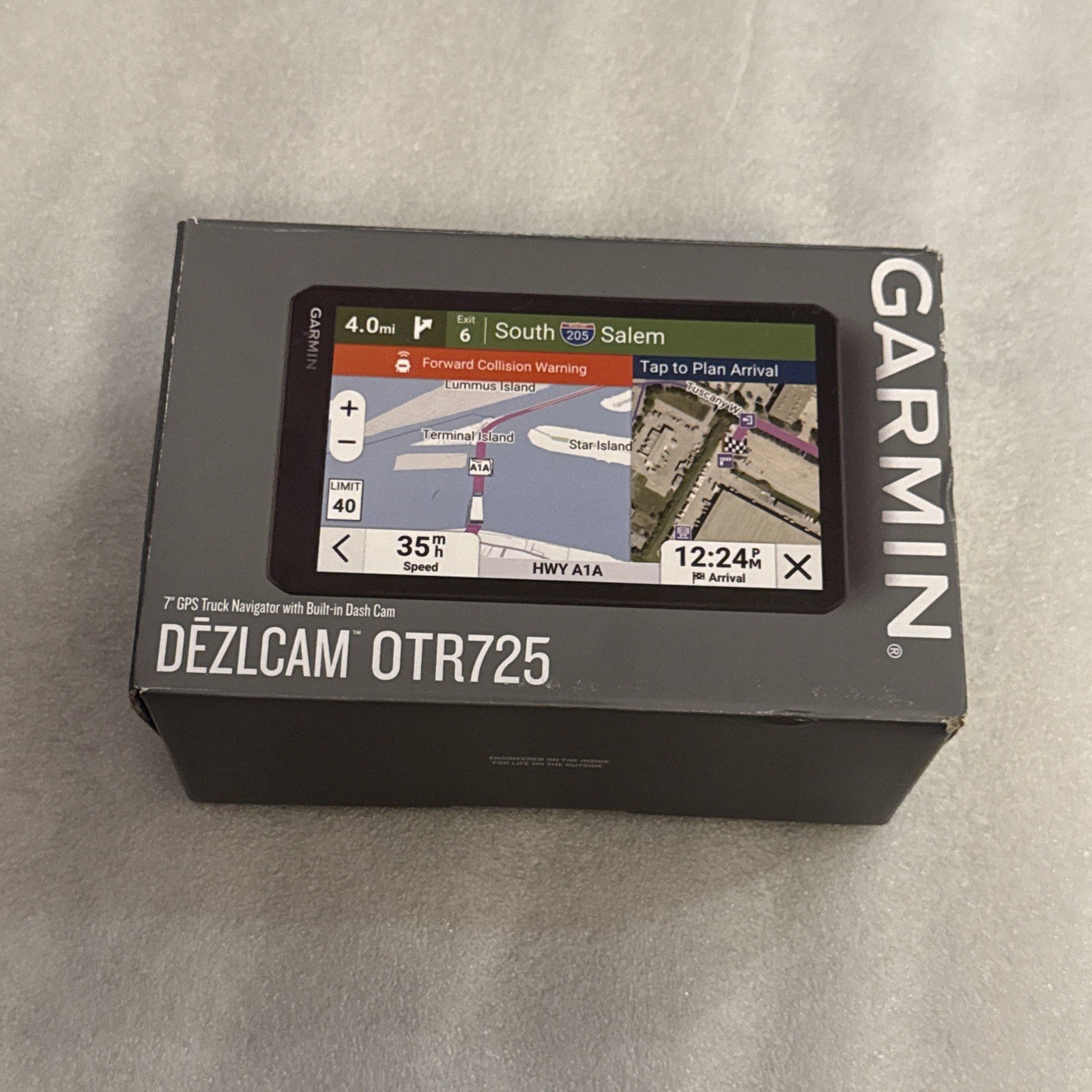 Garmin DEZLCam OTR725 7 Truck Navigation GPS New in Box  Built in DashCam