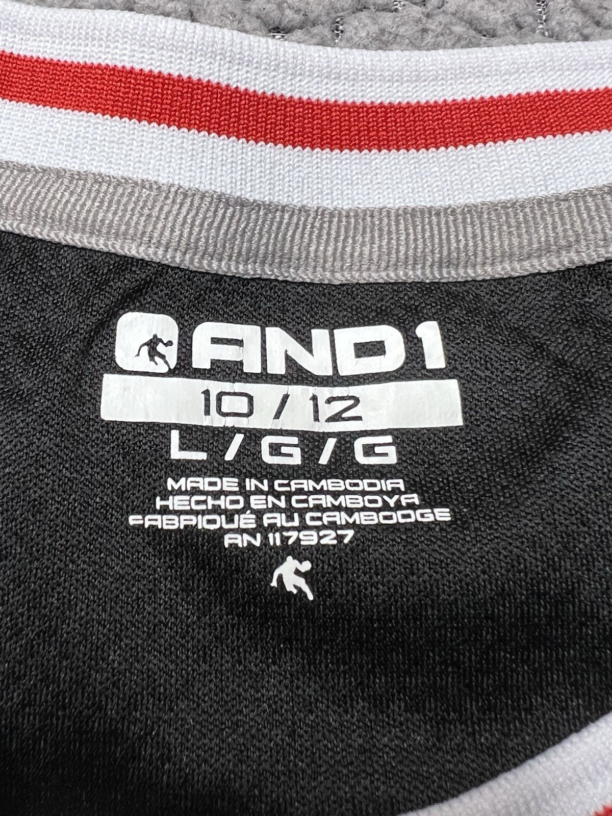Foto 9 di 10