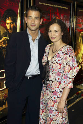 Clive Owen at European Premiere of King Arthur at the Empire Leic- 2004 Photo