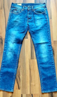 size 32 womens jeans
