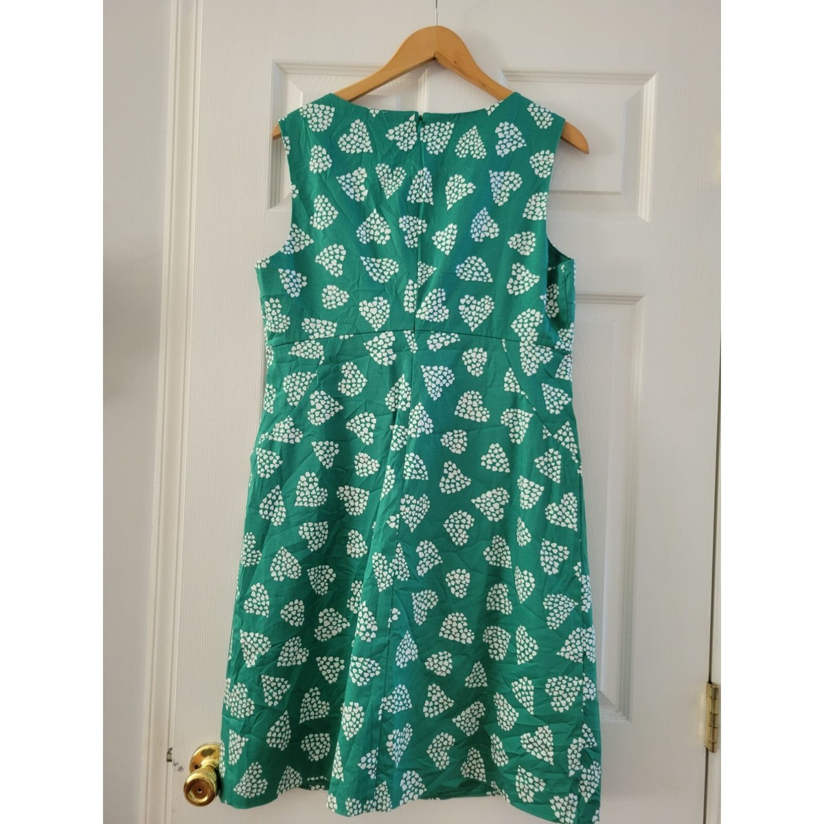 Boden Women Green heart print dress Sheath size 12 Event Guest Diane Cluster