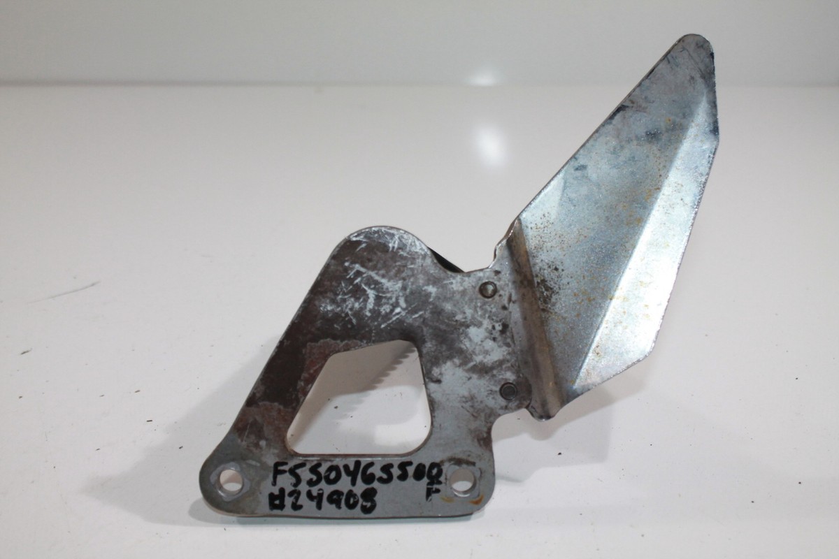 ａ 2004 SUZUKI GS500F FOOT REST PEG WITH BRACKET | eBay