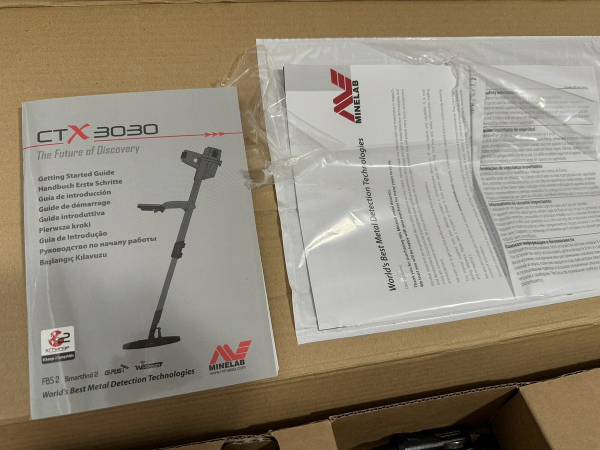 Minelab CTX 3030 Waterproof Metal Detector Special with 17