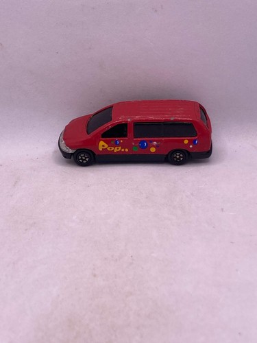Yatming Dodge Caravan Diecast - Picture 3 of 4