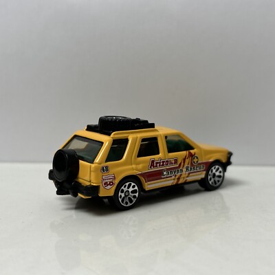 1989-1998 Isuzu Rodeo Collectible 1/64 Scale Diecast Diorama Model