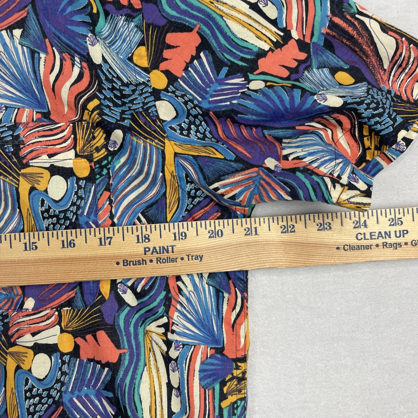 Patagonia Shirt Mens Medium Floral Button Up Short Sleeve Hawaiian Colorful thumbnail 9