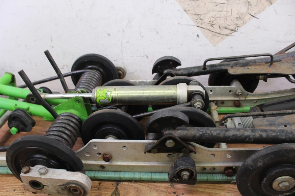 Arctic Cat ZR600 1998 suspensión trasera patín 121" con amortiguadores Fox  Foto 4 de 4