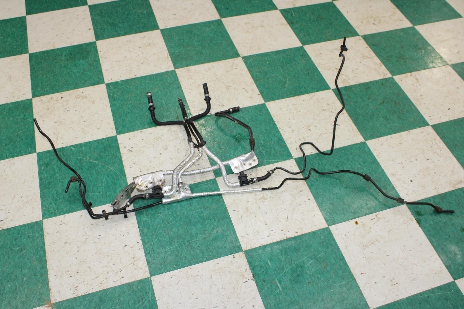 13-18 Flying Spur 6.0L Motor Engine Master Cylinder Booster Lines Unit OEM OE OE