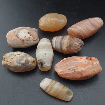 EightPiece Lot of Ancient Suliemani Agate Beads Damaged Condition