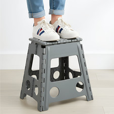 KCT MULTI PURPOSE PORTABLE FOLDING STOOL SEAT PLASTIC COLLAPSIBLE STEP GREY