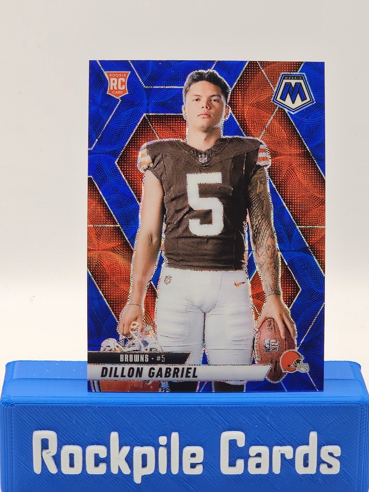 2025 Panini Mosaic - Rookie Variations Dillon Gabriel #277 Blue Scope Prizm (RC)