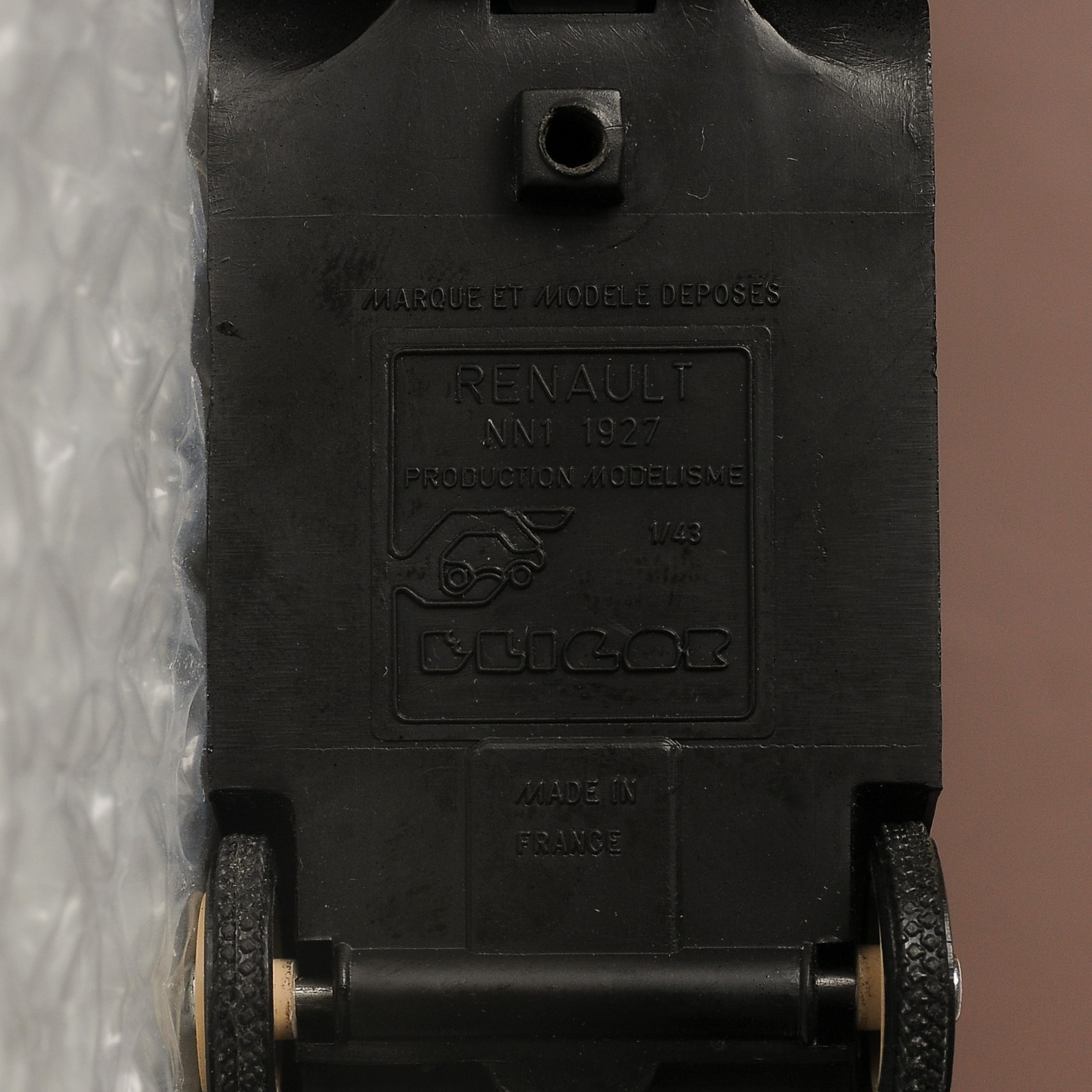 Picture 5 of 23