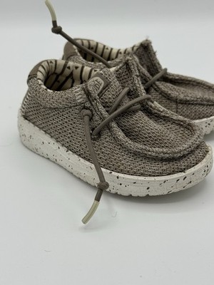 Kids Hey Dude Wally Y Stretch Sox Shoes Walnut Brown   Child Size C5
