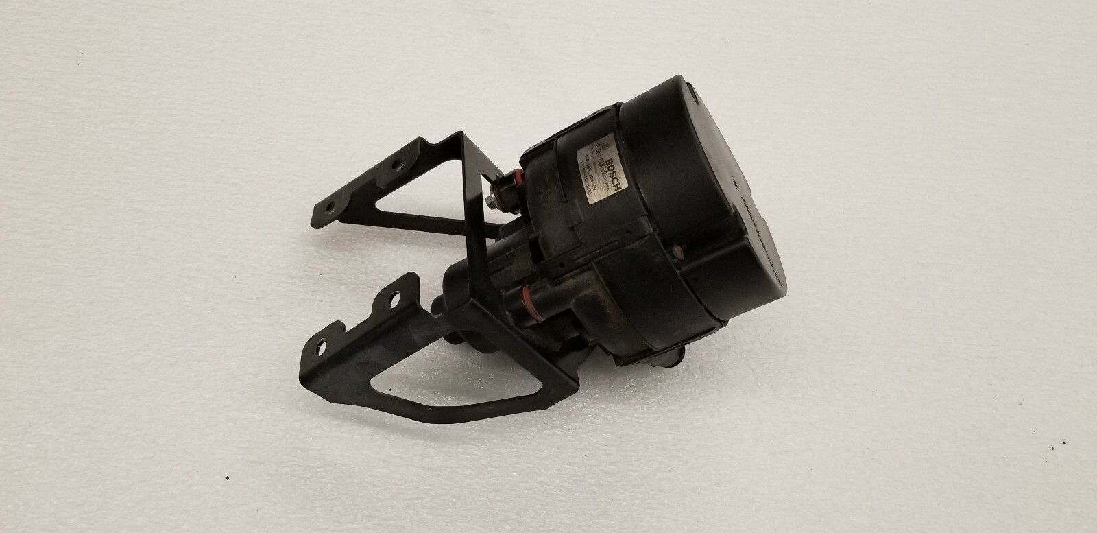 MCLAREN MP4-12C SECONDARY AIR INJECTION PUMP OEM 0580000022 996605104