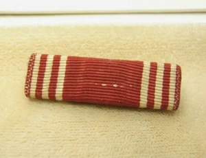 WW2 ARMY GOOD CONDUCT MEDAL, LAPEL PIN, RIBBON
