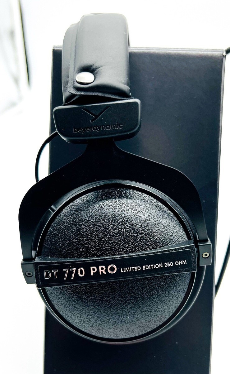 Beyerdynamic DT 770 Pro 250 ohm Limited Edition Professional