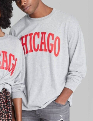 NEW Wild Fable Men's Long Sleeve CHICAGO Graphic T-Shirt Size Medium