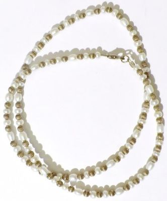 Pendentif Collier Vintage Or Avec Perles Blanches Nacrées - Bijou Rare, état Impeccable