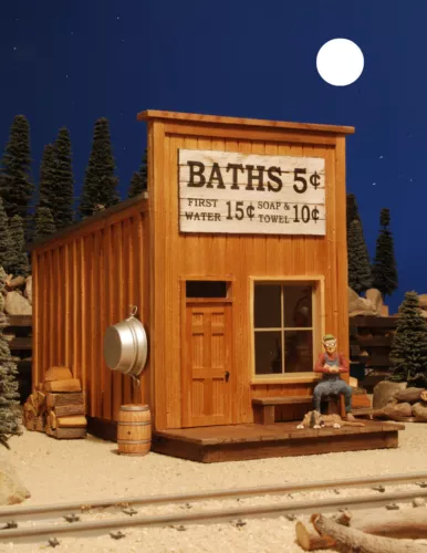 G SCALE TRAIN BATH HOUSE BUILDING  FOR USE w LGB ARISTOCRAFT TRACK & LOCOMOTIVES