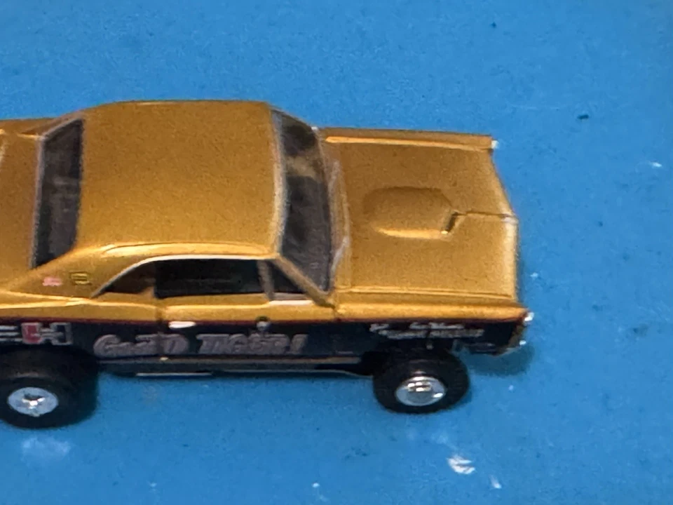 MoDEL MoToRING Aurora Geeto Tiger Pontiac GTO T-jet Gold Black White Works - Image 3 of 4
