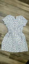GUESS Girls 4T White/Blue Floral Fit & Flare Short Sleeve V-Neck Dress