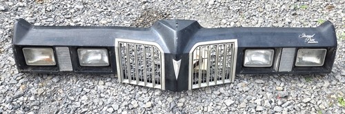 1977 Pontiac Grand Prix  Header Panel Grille Assembly OE 525873 