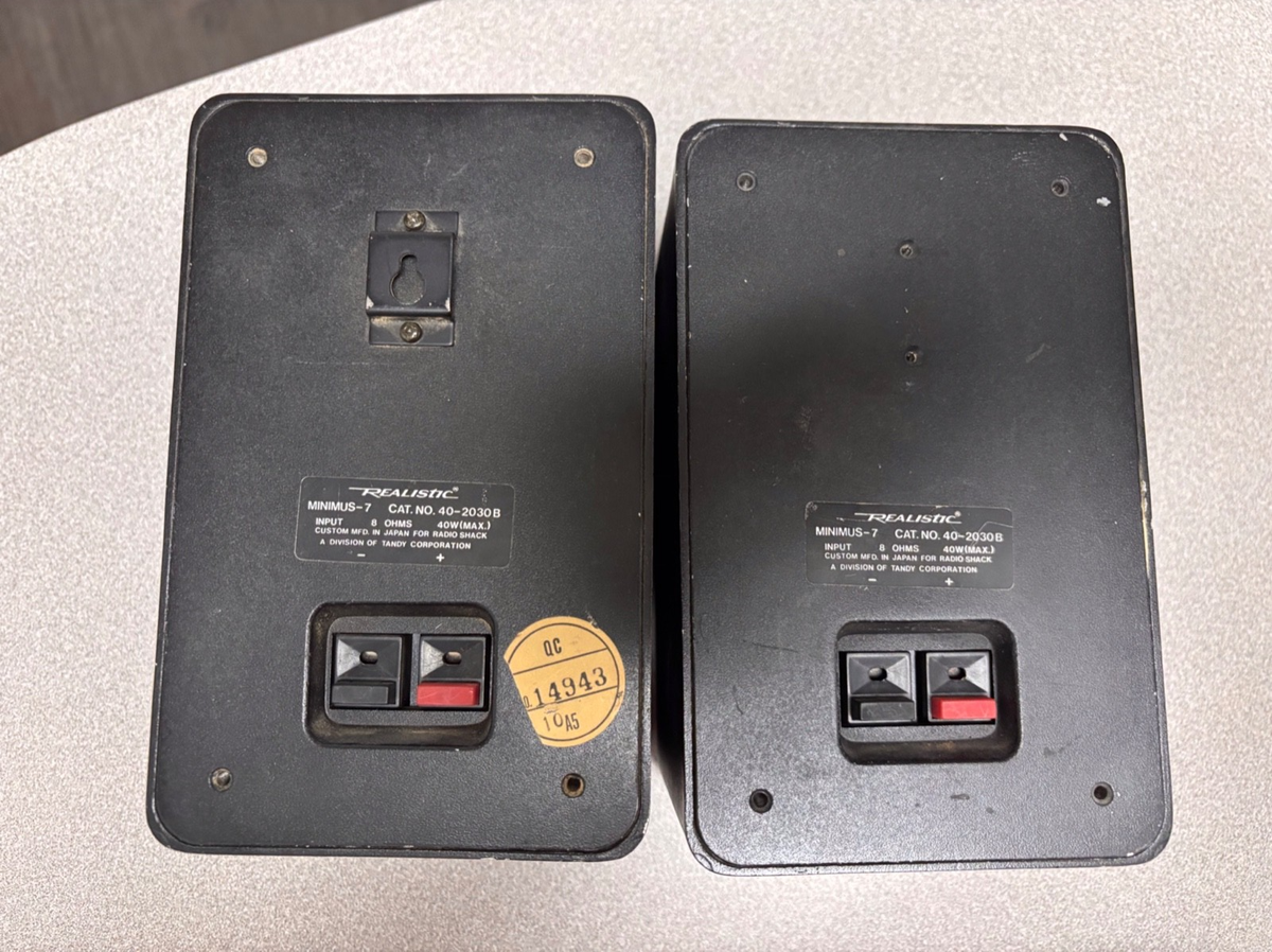 Realistic Minimus 7 Bookshelf Speakers Radio Shack 40w Tested for