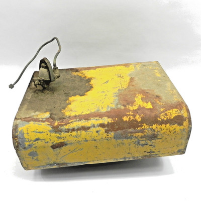 1940-1950'S VINTAGE CATERPILLAR DOZER CRAWLER BULLDOZER GAS STARTER ENGINE TANK