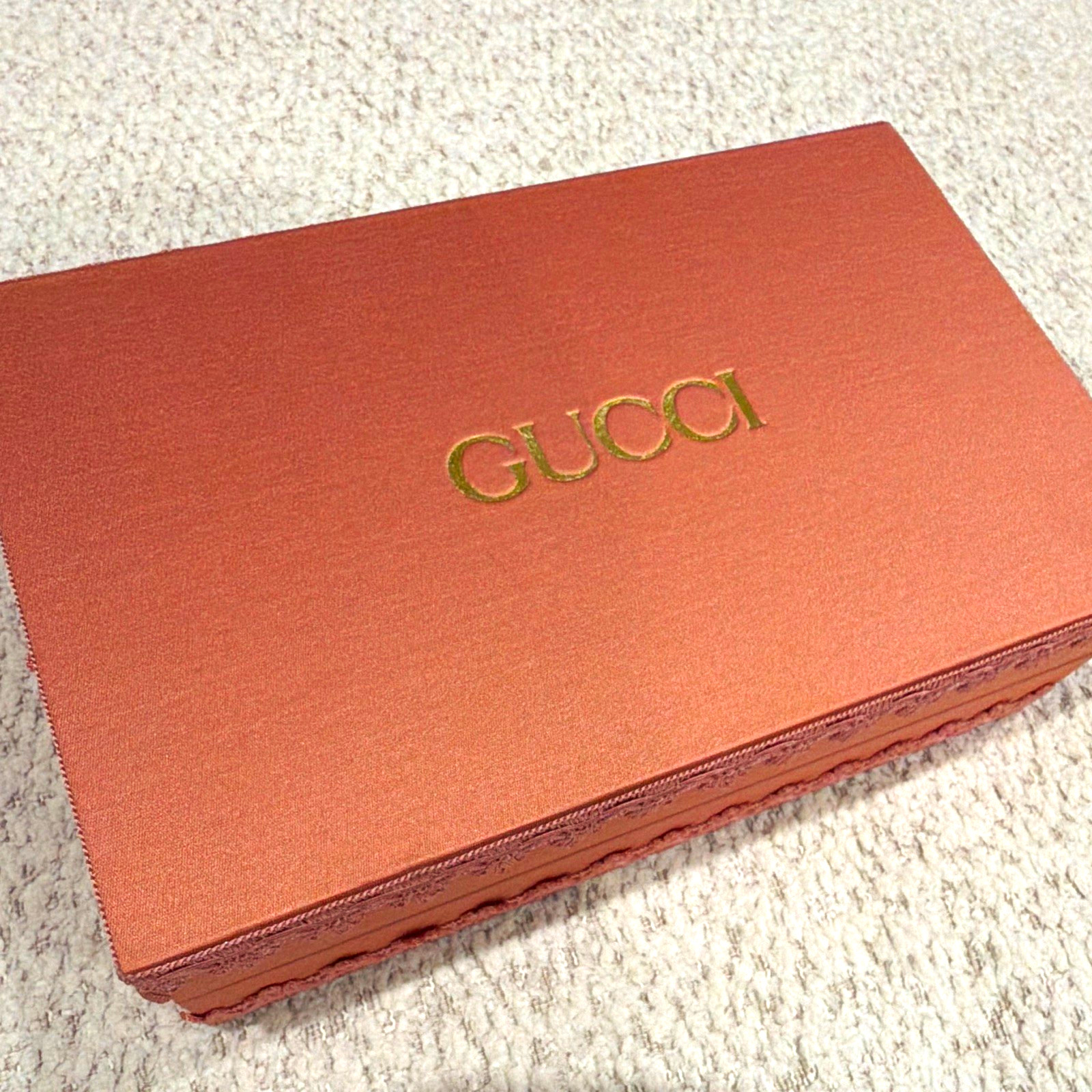 Gucci GG Logo Multicolor Snakeskin Print Leather Zip-Around Wallet Card Slots