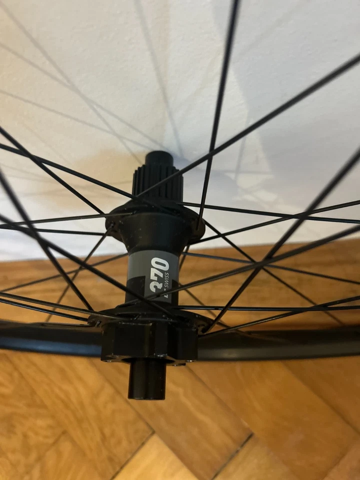 DT swiss 370 Laufrad 29 zoll Boost hinten - neu