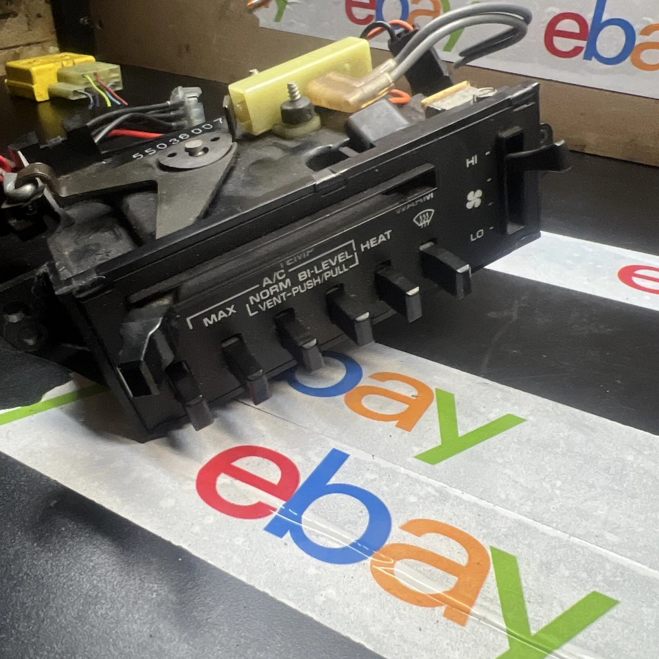 81-97 Dodge RAM 1500 Van B150 Climatizador Calentador Aire Acondicionado Negro 55036007 Foto 2 de 4