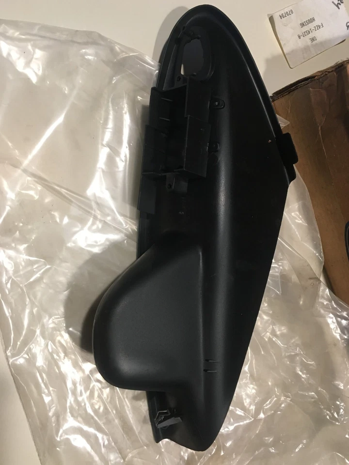 1994-1997 Ford Mustang Black LH Door Panel Insert Manual Window F4ZZ-14527-A - Image 3 of 4
