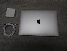 2020 release Apple MacBook Air, 13", 1.1GHz i3, 8gb RAM, 256gb SSD, Excellent