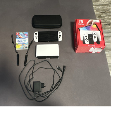 Nintendo Switch OLED Modell Weiß 64GB Konsole mit Dock, Tasche & Switch Sports