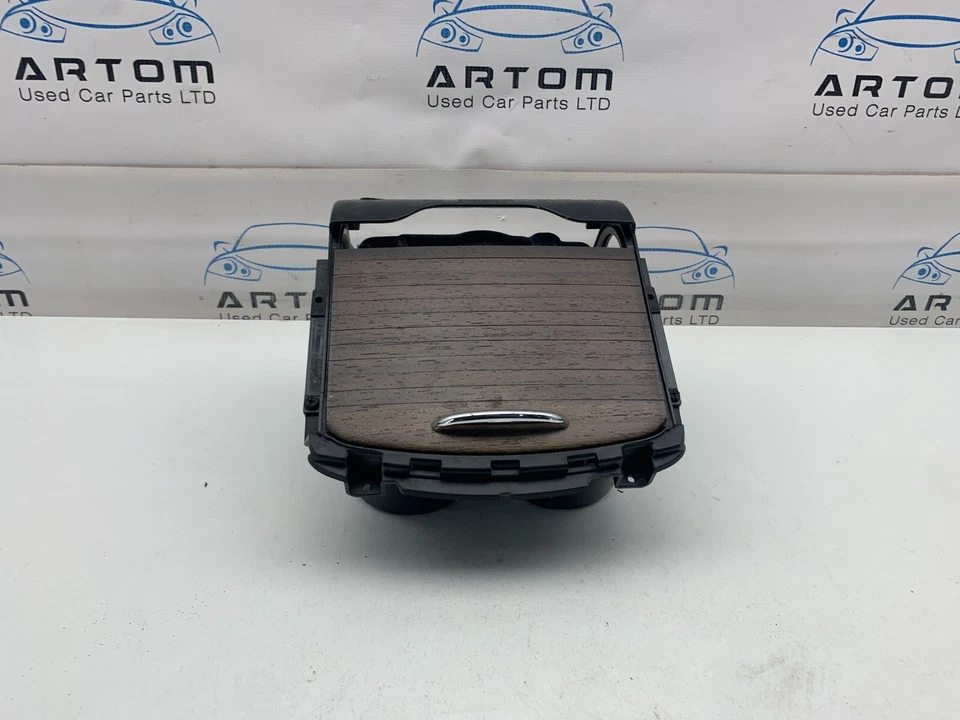 CHRYSLER 300C MK2 FRONT CENTER CONSOLE COOLED HEATED CUP DRINK HOLDER 2011-2015 - Image 2 of 4