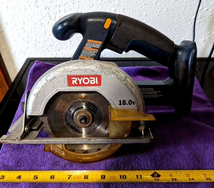 RYOBI Tool Kit 18-Volt 3 tool BUNDLE P501 Saw/SA 1802 Drill /25Ft Tape (T) - Image 2 of 4