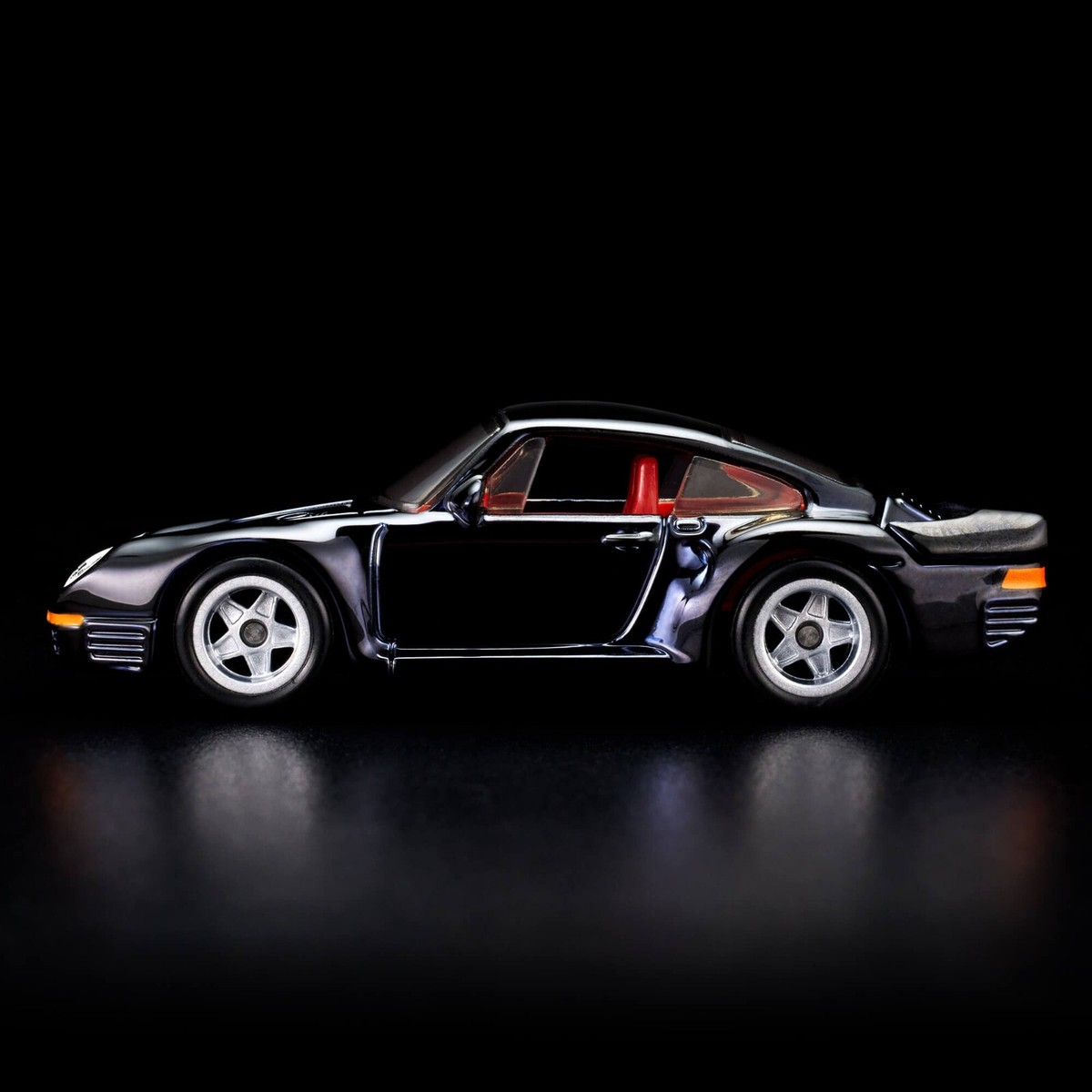 Hot Wheels Collectors RLC Exclusive 1986 Porsche 959 NEW