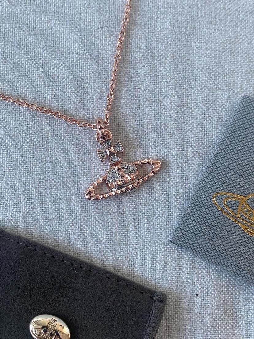 Vivienne Westwood Mayfair Orb Pendant Necklace | Jules B