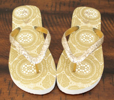 NEW Joyfolie GOLD FLIP FLOPS Girls Youth 1 Sandals Shoes Spring Summer