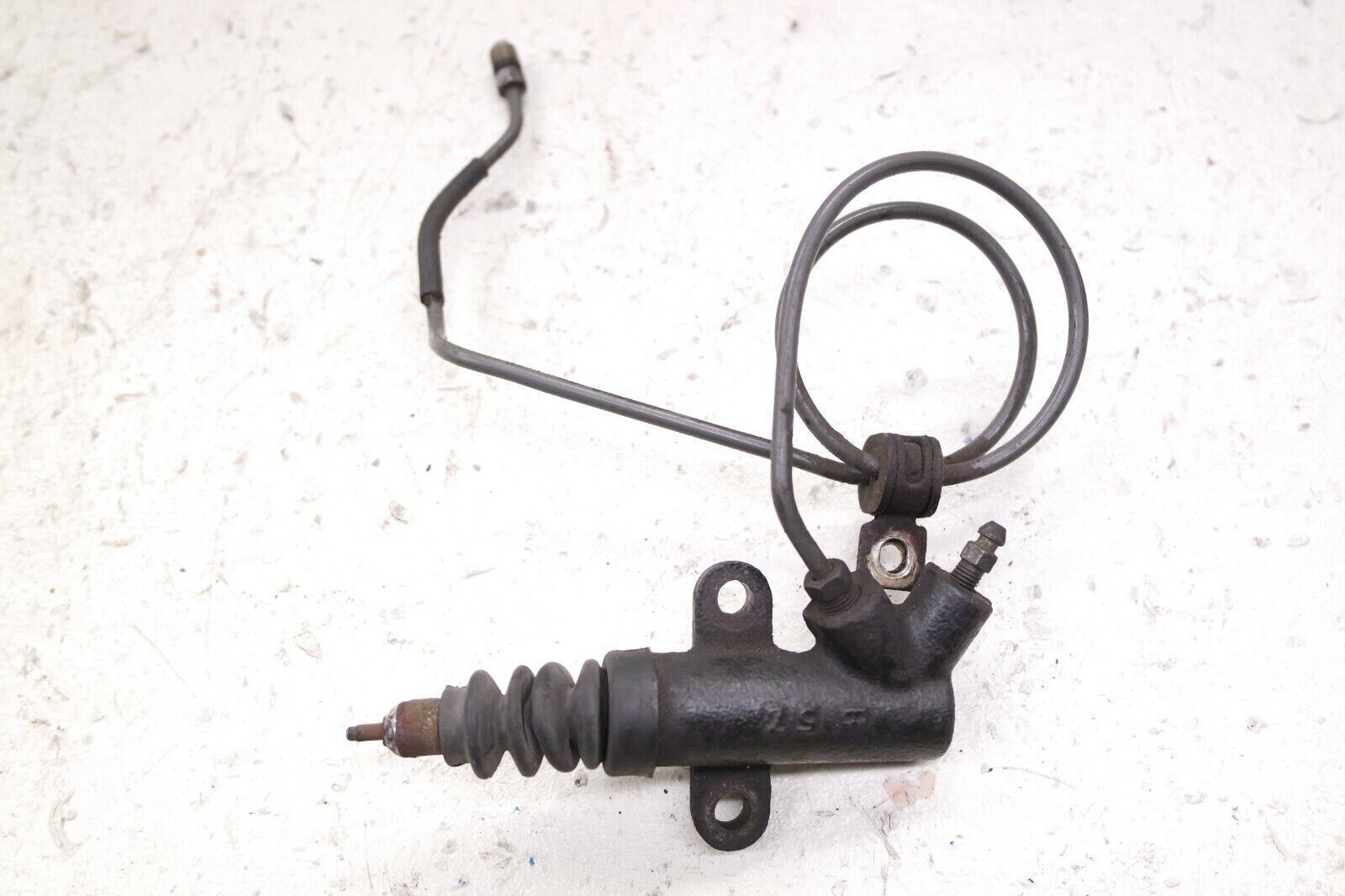 9005 Mazda MX5 Miata OEM Clutch SLAVE Cylinder With Line MANUAL