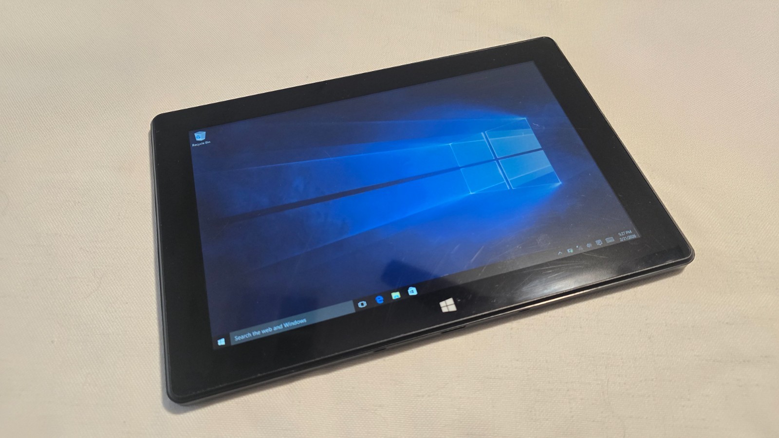 10.1" Windows 10 Tablet &ndash; Intel Atom &ndash; 2GB RAM &ndash; 32GB &ndash; WiFi &ndash; New In Box