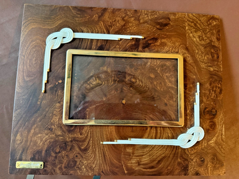 Vintage GIOVANNA LOCATELLI Standing Picture Frame Made in Italy 12" x 10" x 3"