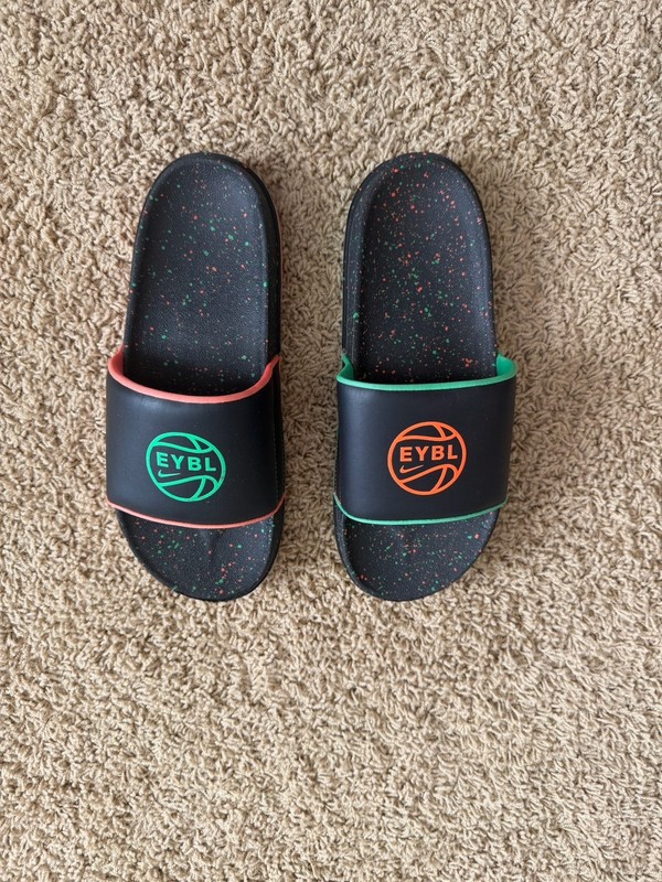 Nike EYBL “What The?” Offcourt Green And Orange Basketball Slides Size 9