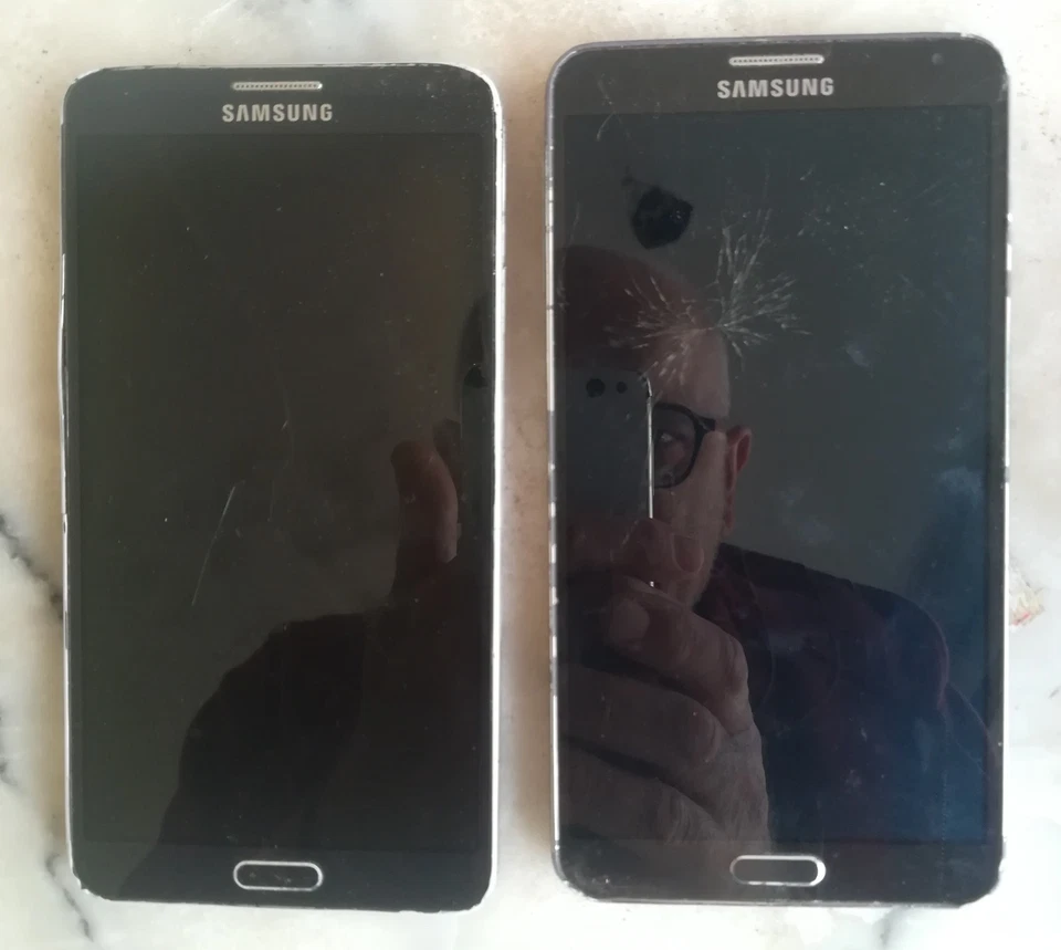 Due Samsung Galaxy Note 3 SM-N9005 con 3 batterie (leggi). - Immagine 2 di 4