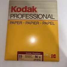 Kodak Professional Paper Black white 25 8x10in. 20.3x25.4cm N s 63205-12102A 34