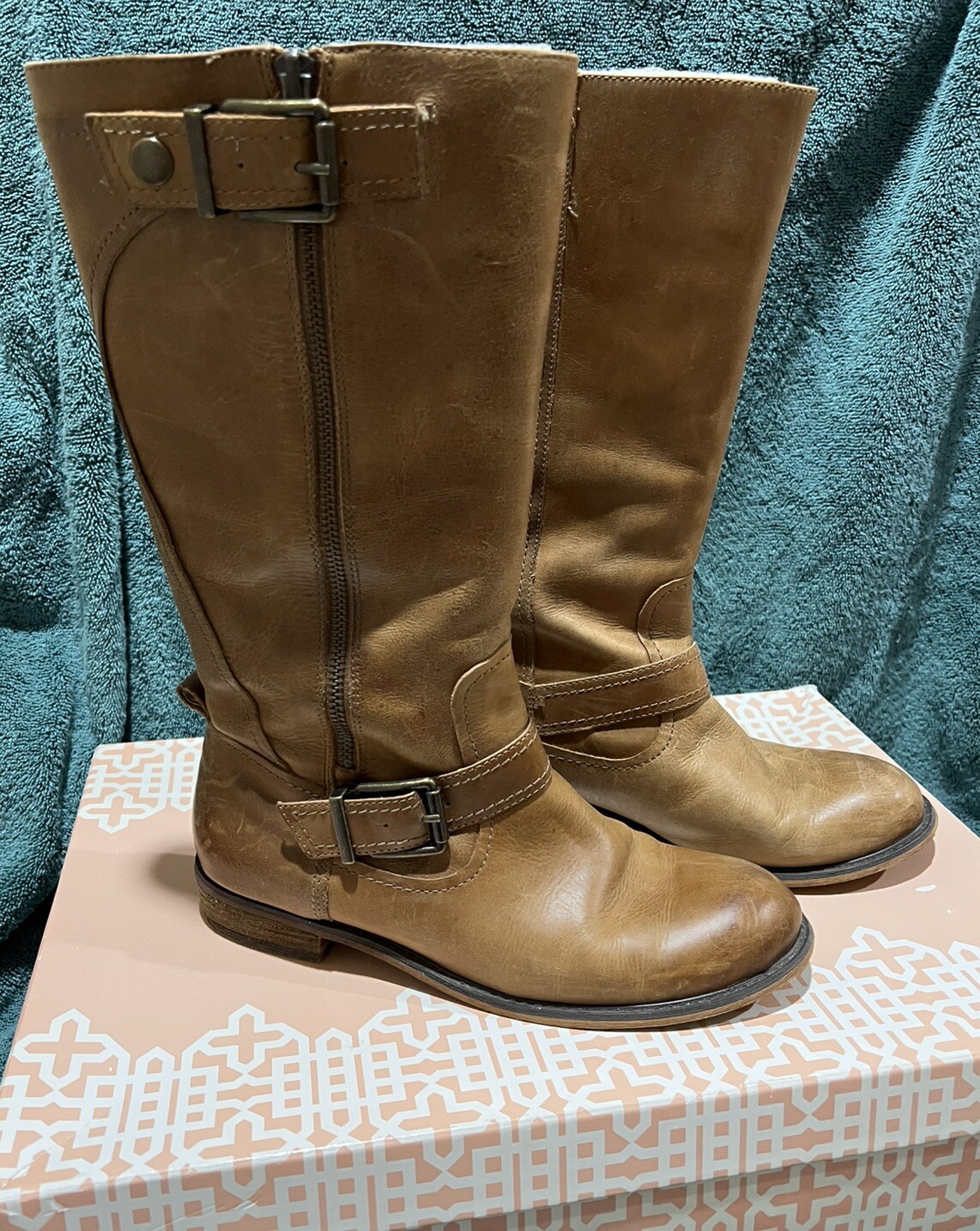 Gianni Bini Size 7.5 Ride On Motorcycle Boots Gingerbread Color Leather W/ Box