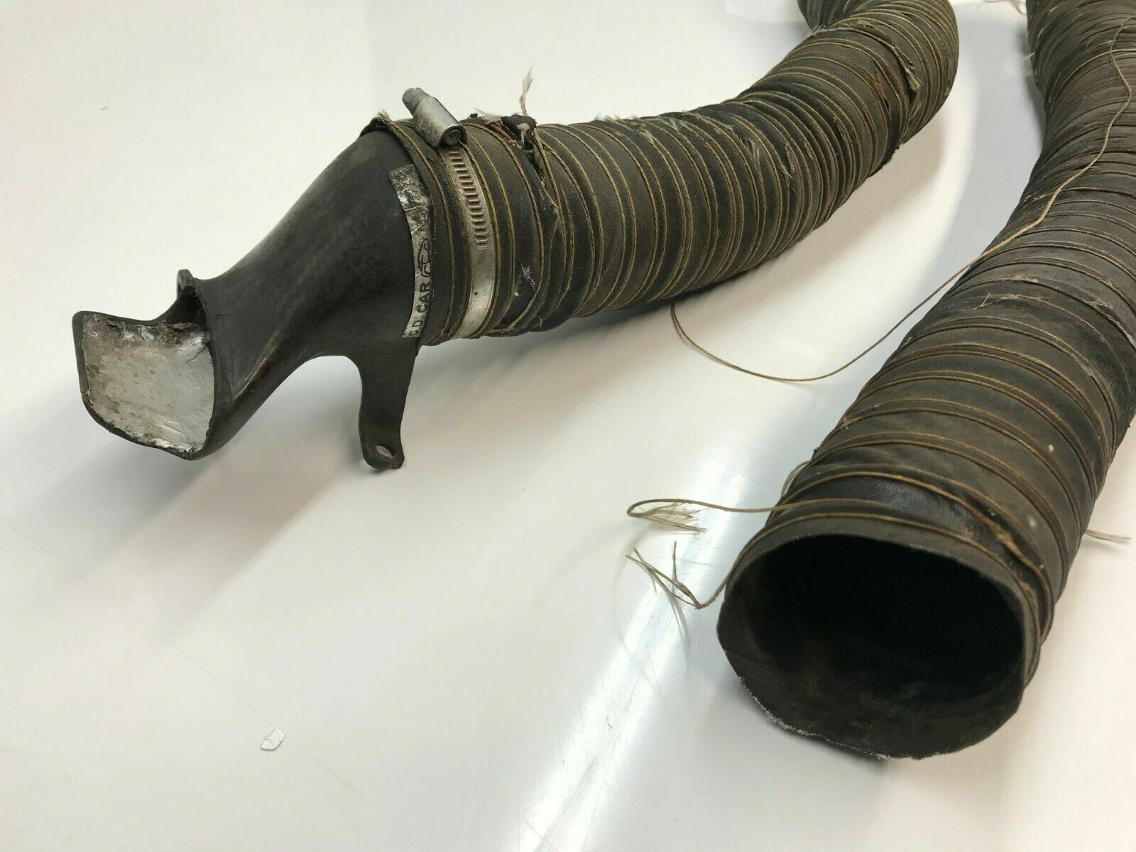 LAMBORGHINI MURCIELAGO FRONT BRAKE AIR INLET DUCT HOSE PIPES OEM 410611359