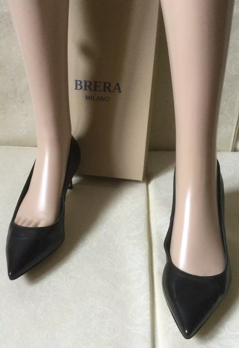 Ladies black court top shoes size 6