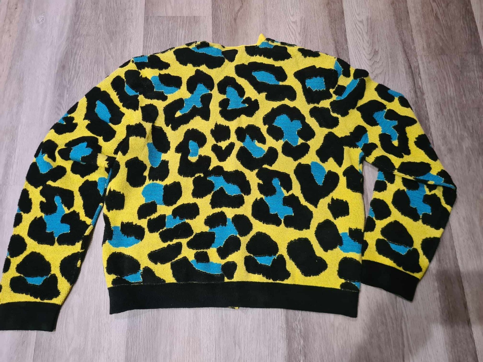 VERSACE Leopard Pattern Button Up Cardigan Sweate… - image 6