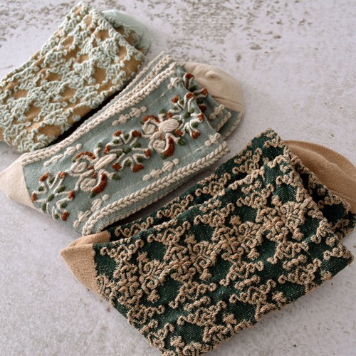 Women's Middle Tube Socks Stretchy Socks with Knit Design Wear Resistant Socks - Picture 6 of 8